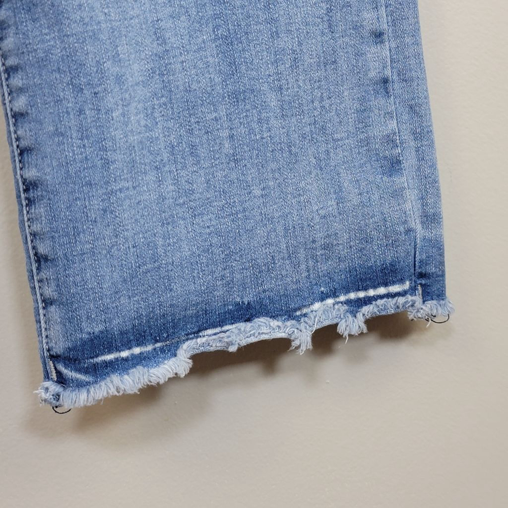 NYDJ 10 Relaxed Straight Leg Jeans Light Blue Wash Mid Rise Raw Frayed Hem - Picture 7 of 11